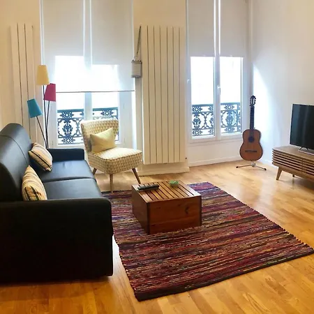 Apartment Confortable Dans Le Sentier, A Deux Pas Du Marais *
