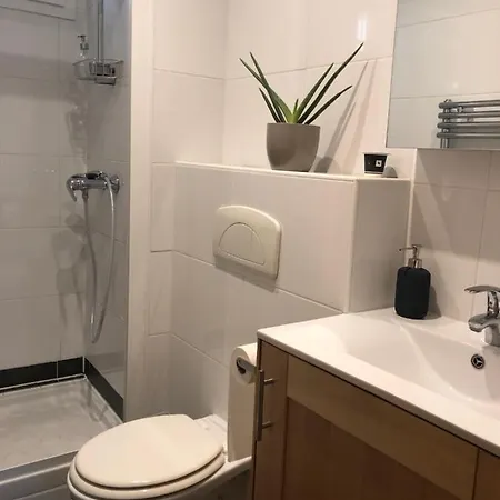 Appartamento Confortable Dans Le Sentier, A Deux Pas Du Marais *