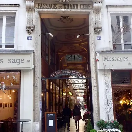 Confortable Dans Le Sentier, A Deux Pas Du Marais Appartamento *